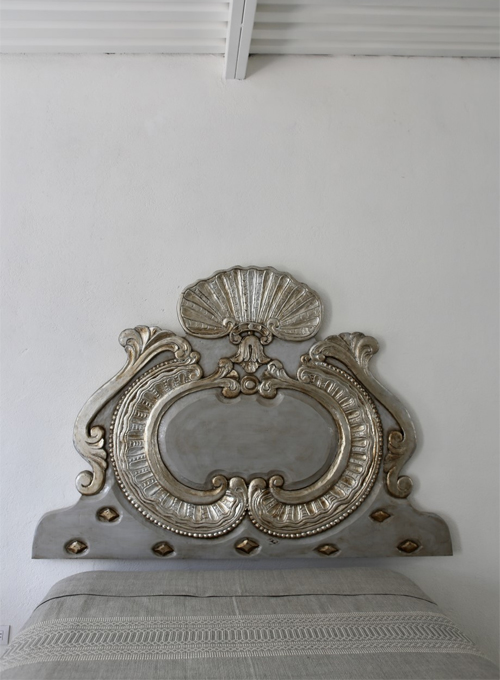 Baroque Antique Gray